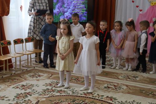 В детском саду «Солнышко» прошел утренник ко Дню матери