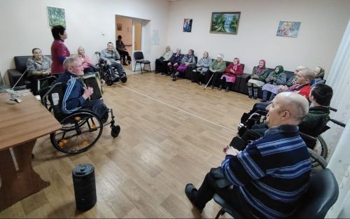Мелодии молодости и дыхание здоровья в Нурлатском доме-интернате