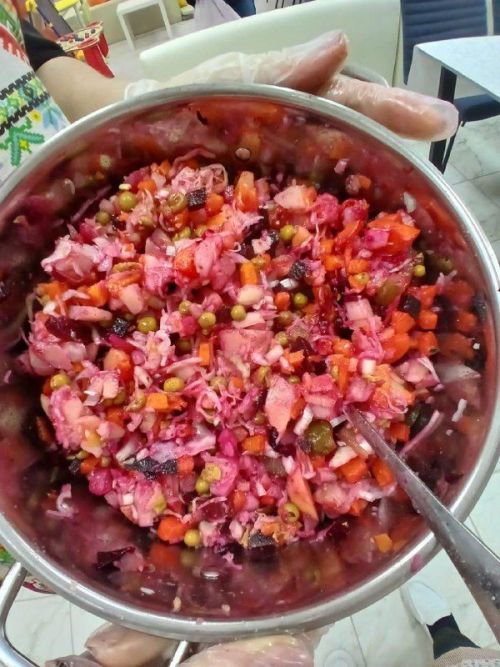 От ароматных плюшек до полезного винегрета: кулинарные успехи в «Гармонии»
