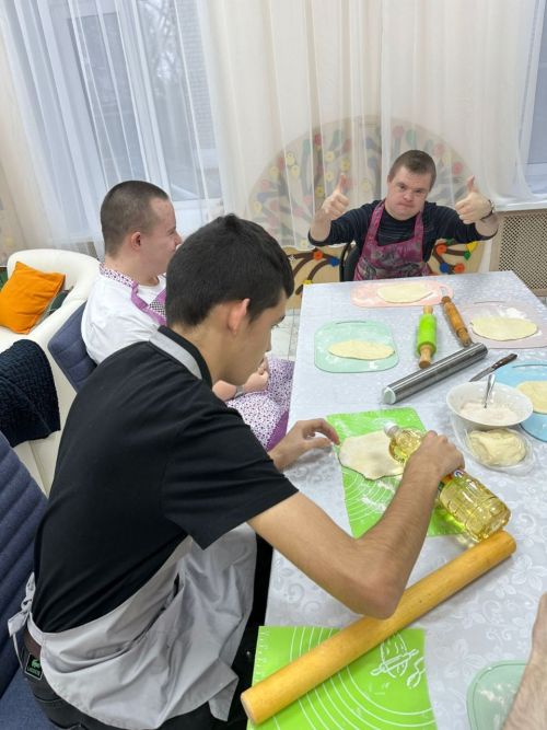 От ароматных плюшек до полезного винегрета: кулинарные успехи в «Гармонии»