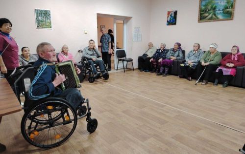 Мелодии молодости и дыхание здоровья в Нурлатском доме-интернате