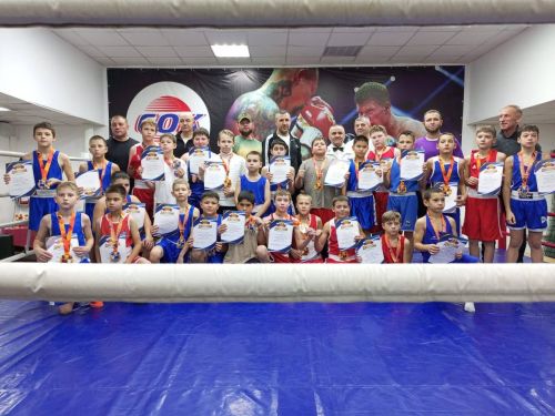 Нурлатские боксеры успешно выступили на межрегиональном турнире в Самарской области