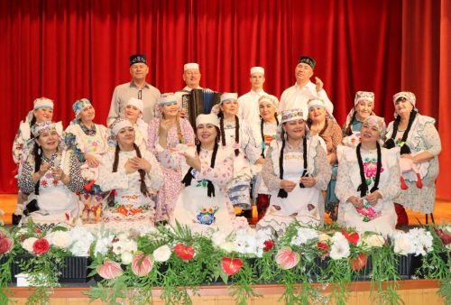 Зухра Зарифуллина: 50 лет на сцене и 4 поколения семьи в Нурлатском районе