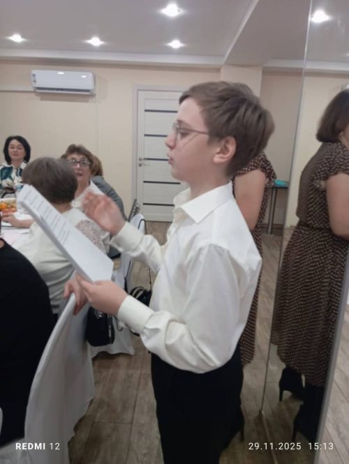 В Нурлате волонтеры серебряного возраста отпраздновали День матери в кругу друзей