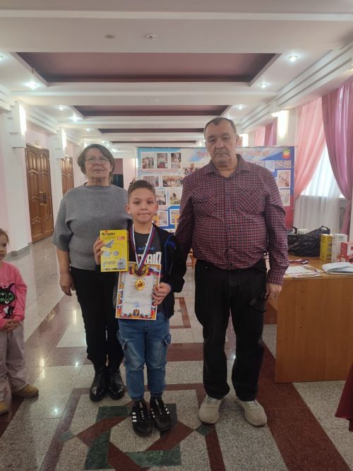 В Нурлате прошел турнир по русским шашкам, посвященный Дню народного единства