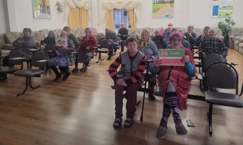 Уроки патриотизма и творчества ко Дню Конституции РТ в Нурлатском доме-интернате