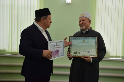 Мечеть микрорайона сахароваров в Нурлате отмечает 30-летний юбилей
