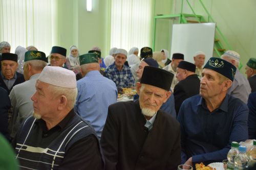 Мечеть микрорайона сахароваров в Нурлате отмечает 30-летний юбилей