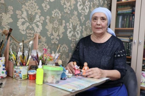 Живые куклы из ваты: как нурлатская мастерица оживляет свои фантазии