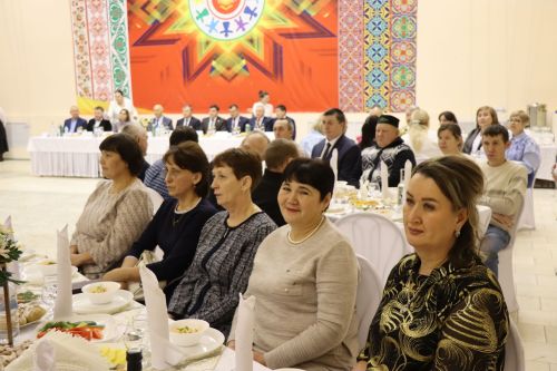 В Нурлате чествовали передовиков сельского хозяйства (+фоторепортаж)
