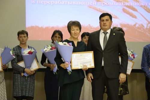 В Нурлате чествовали передовиков сельского хозяйства (+фоторепортаж)