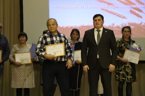 В Нурлате чествовали передовиков сельского хозяйства (+фоторепортаж)