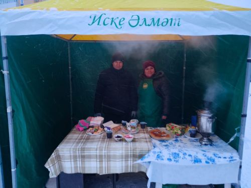 Нурлатские фермеры покорили Казань свежей продукцией