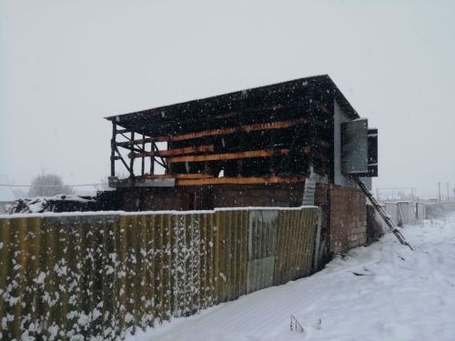 В Средней Камышле пожар возник в сарае