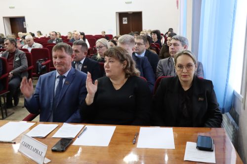 В Нурлате состоялась очередная сессия советов города и района