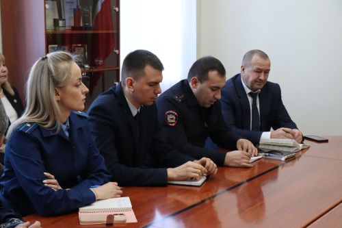 Нурлатцы обсудили деятельность религиозных и общественных организаций района