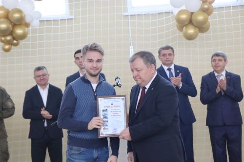 В Нурлате торжественно открыли спортзал городской школы №8 (+фоторепортаж)