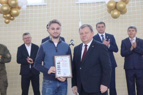 В Нурлате торжественно открыли спортзал городской школы №8 (+фоторепортаж)