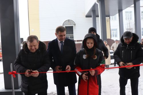 В Нурлате торжественно открыли спортзал городской школы №8 (+фоторепортаж)