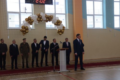 В Нурлате торжественно открыли спортзал городской школы №8 (+фоторепортаж)