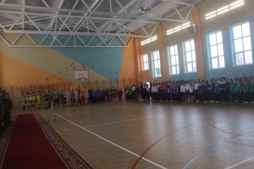 В Нурлате торжественно открыли спортзал городской школы №8 (+фоторепортаж)