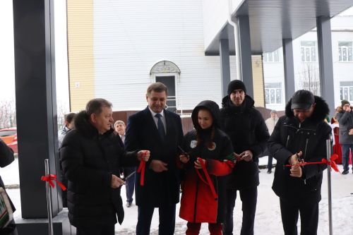 В Нурлате торжественно открыли спортзал городской школы №8 (+фоторепортаж)