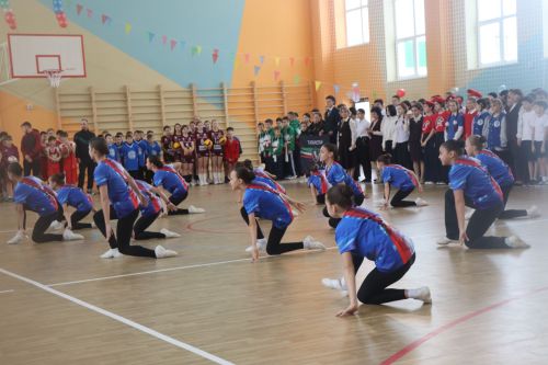 В Нурлате торжественно открыли спортзал городской школы №8 (+фоторепортаж)