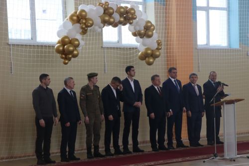В Нурлате торжественно открыли спортзал городской школы №8 (+фоторепортаж)