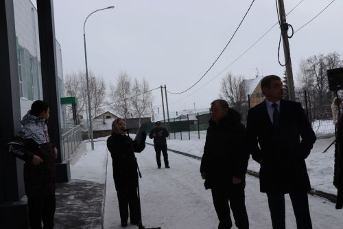 В Нурлате торжественно открыли спортзал городской школы №8 (+фоторепортаж)