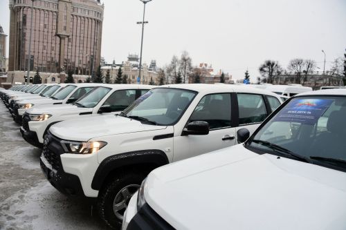 Нурлатские сельские поселения получили новые служебные автомобили
