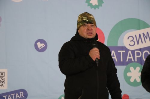 Сотни огней и радостных улыбок: в Нурлате зажгли главную ёлку (+фоторепортаж)