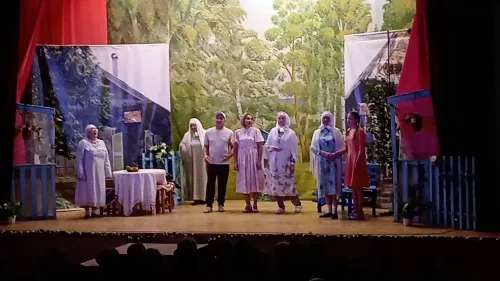 Степноозерский татарский народный театр покоряет Самарскую область: аншлаг и восторженные отзывы