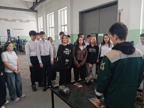 Нурлатские восьмиклассники примерили профессии будущего в аграрном техникуме