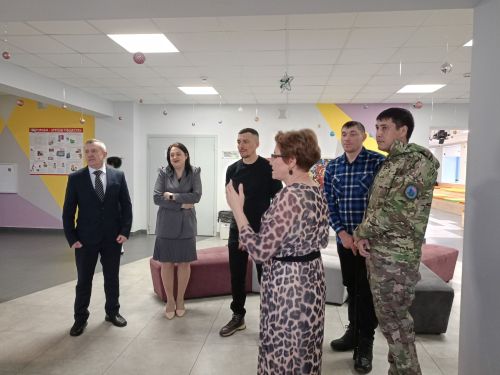 Новогодний вечер для серебряных волонтёров: «Грани» благодарят героинь тыла