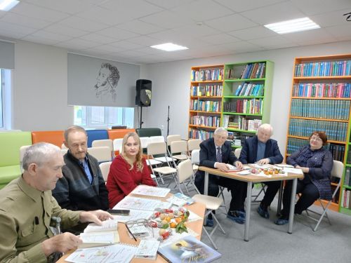 Литературный четверг о любви под Новый год прошел в Нурлате