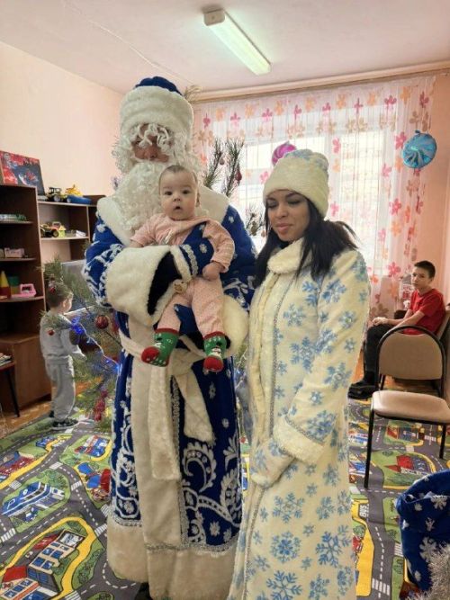 В Нурлате прошла традиционная праздничная акция «Полицейский Дед Мороз»