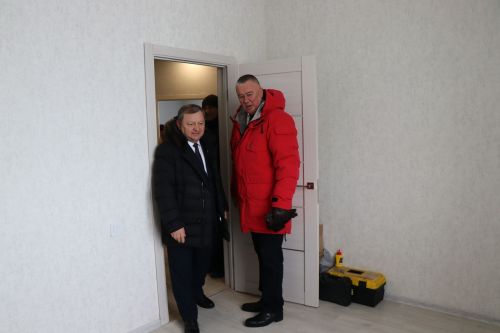 В Нурлате нефтяникам вручили ключи от коттеджей