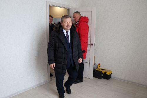 В Нурлате нефтяникам вручили ключи от коттеджей