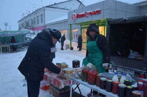 Нурлат окунулся в предновогоднюю суету благодаря праздничной ярмарке
