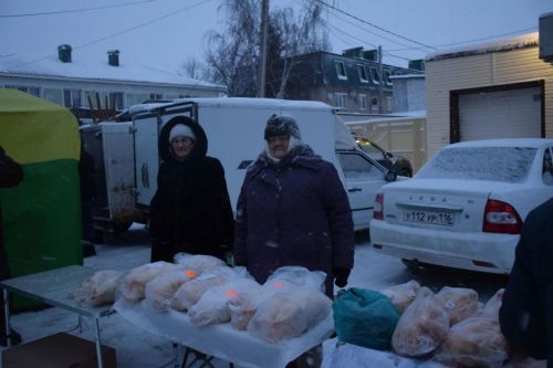 Нурлат окунулся в предновогоднюю суету благодаря праздничной ярмарке