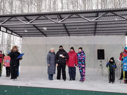 В Нурлате юным спортсменам вручили значки ГТО
