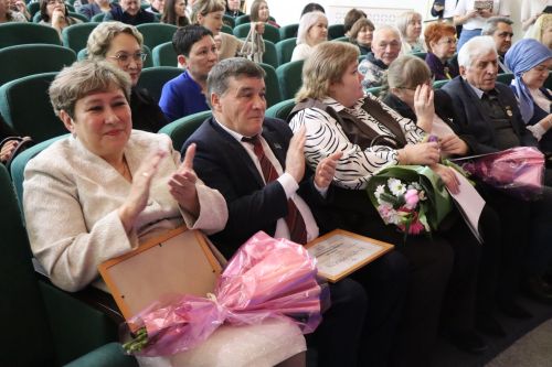 Дамир Ишкинеев расширенную планерку провел во Дворце культуры