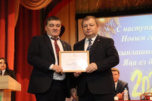 Дамир Ишкинеев расширенную планерку провел во Дворце культуры