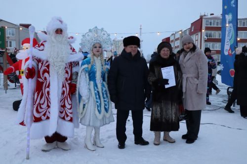 В Нурлате праздник «В нашем дружном дворе» дал старт зимнему фестивалю добрососедства «Курше»