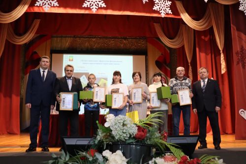 Дамир Ишкинеев расширенную планерку провел во Дворце культуры