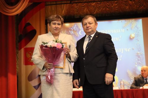 Дамир Ишкинеев расширенную планерку провел во Дворце культуры