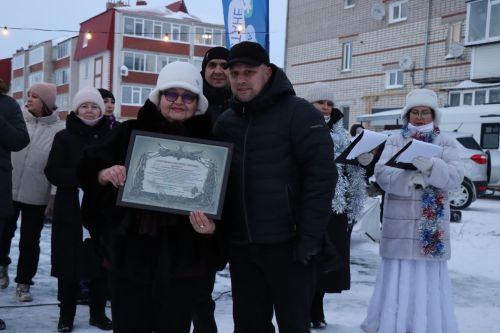 В Нурлате праздник «В нашем дружном дворе» дал старт зимнему фестивалю добрососедства «Курше»