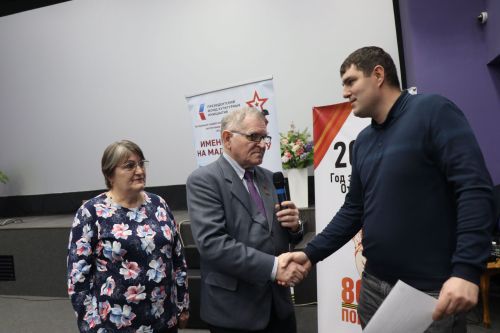В День неизвестного солдата в Нурлате прошел урок мужества «Герои без звезд из Татарстана» (+фоторепортаж)