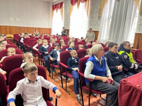 В Нурлатской школе №4 обсудили безопасность маломобильных пешеходов
