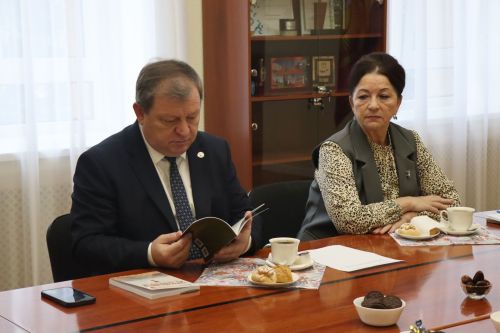 В День неизвестного солдата в Нурлате прошел урок мужества «Герои без звезд из Татарстана» (+фоторепортаж)